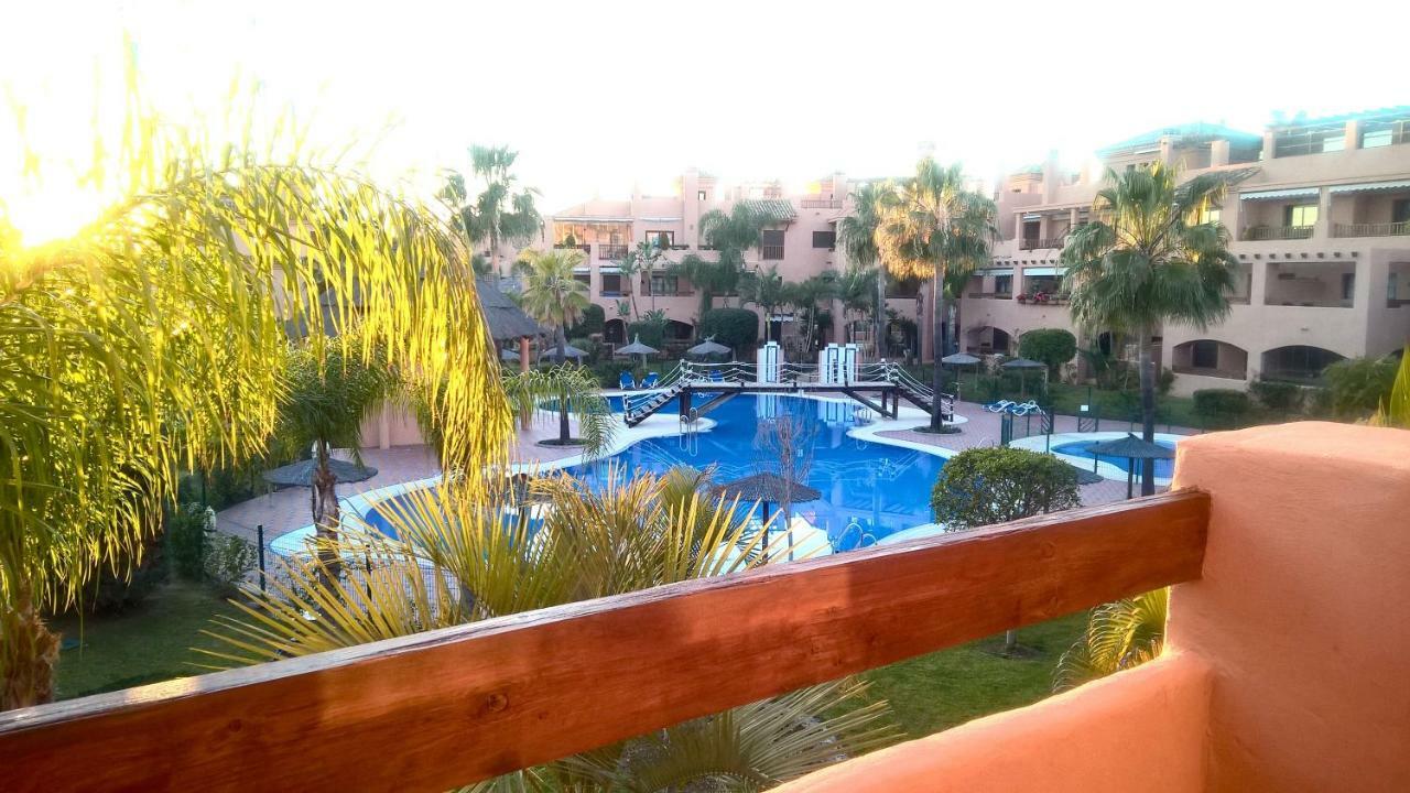Hacienda Del Sol Beachside And Golf Apt Marbella Puerto Banus Estepona Exterior photo